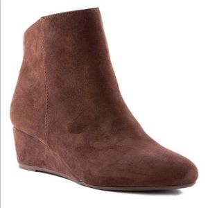 Seychelles Suede Wedge Ankle Boots Chocolate Sultry
